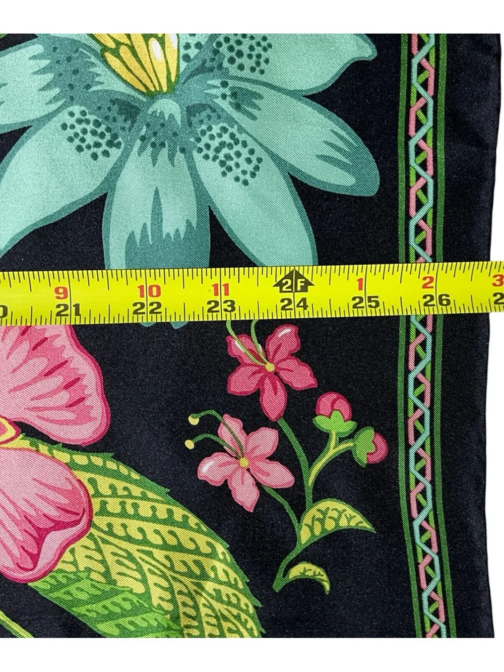 Vera Bradley Botanica 100% Silk Scarf 27” Square Black Floral